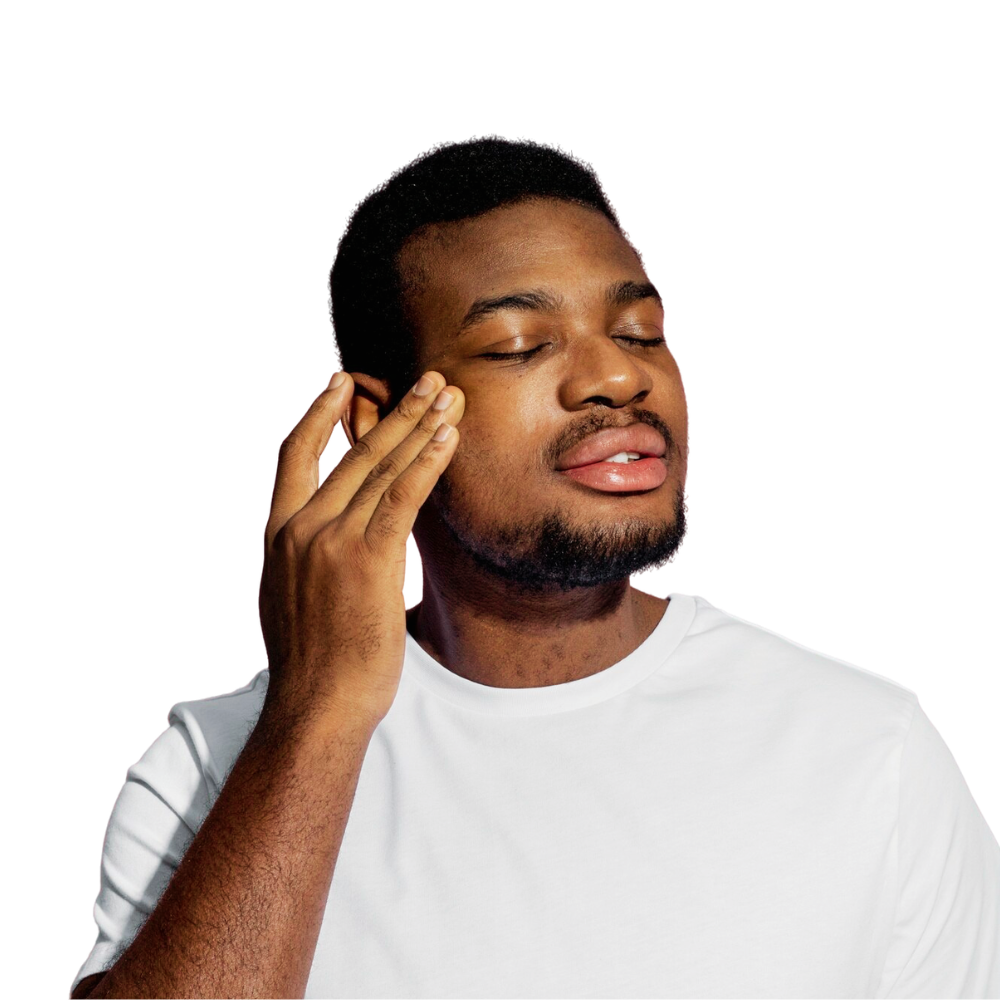Man with hydrated skin showing a healthy, smooth and radiant complexion, illustrating the difference between dry vs dehydrated skin.